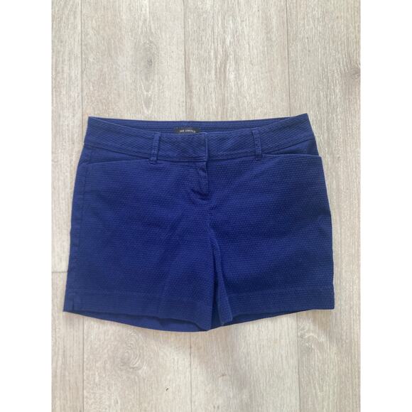 The Limited Blue Textured Shorts, Size 8 - Picture 1 of 5